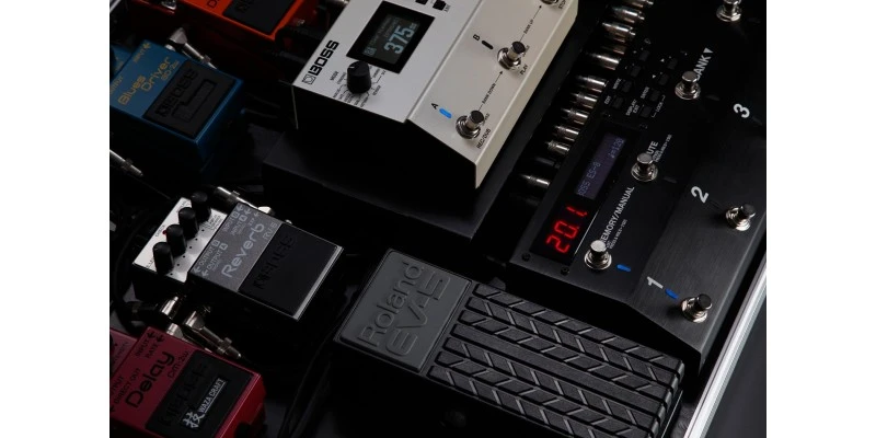 BOSS RV-6 Reverb Effects Pedal - Image 6