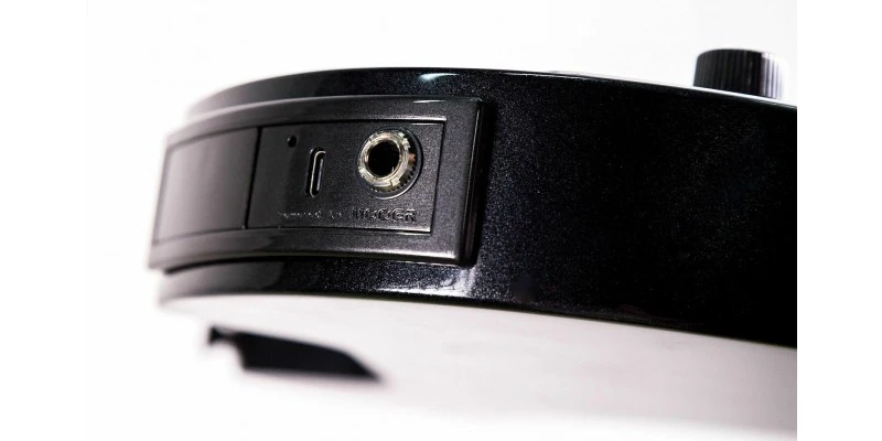 Mooer GTRS W800 Headless Intelligent Guitar Pearl Black - Image 5