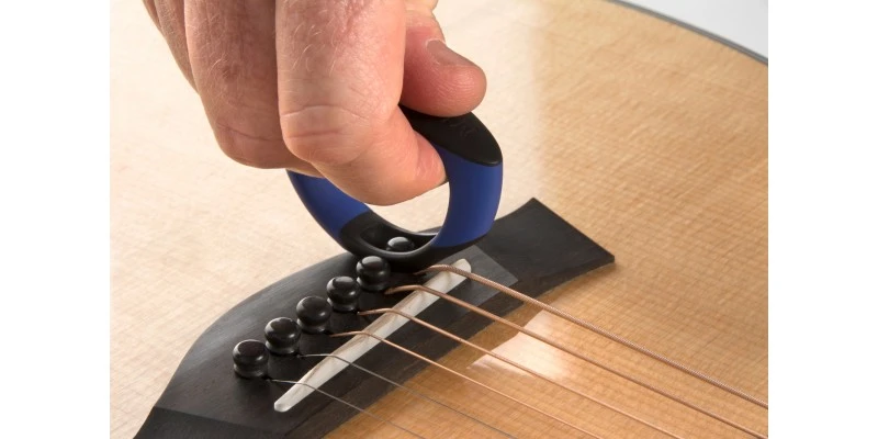 MusicNomad GRIP Puller Premium Bridge Pin Puller - Image 5