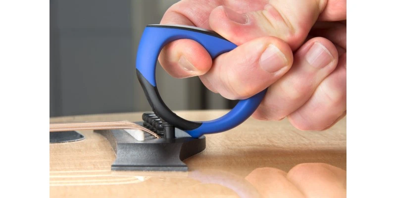 MusicNomad GRIP Puller Premium Bridge Pin Puller - Image 7