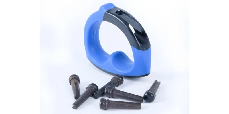 MusicNomad GRIP Puller Premium Bridge Pin Puller - Image 4