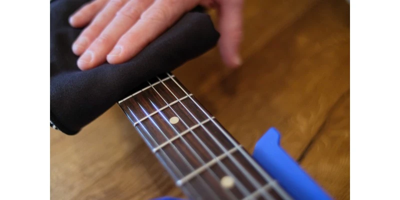 MusicNomad 2 'n 1 Beyond Plush Players Cloth MN241 - Image 6