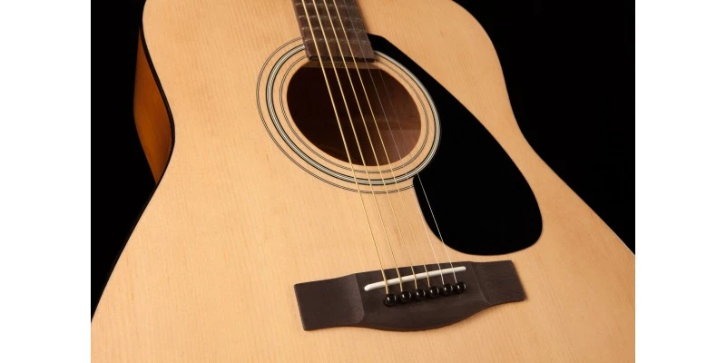 Yamaha F310 Acoustic Guitar - Image 4